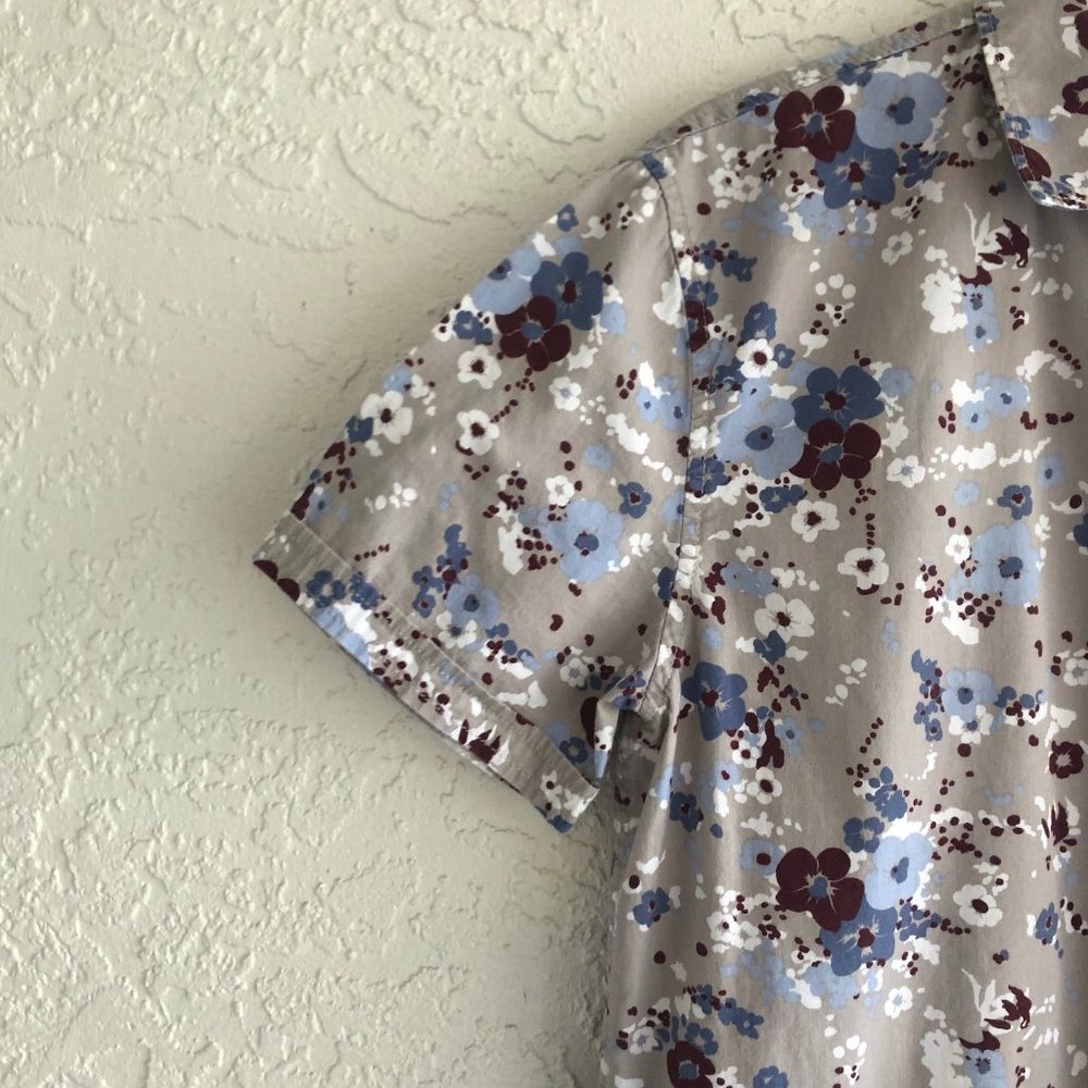 Men's medium Nordstrom 1901 button down shirt - Picture 3 of 9